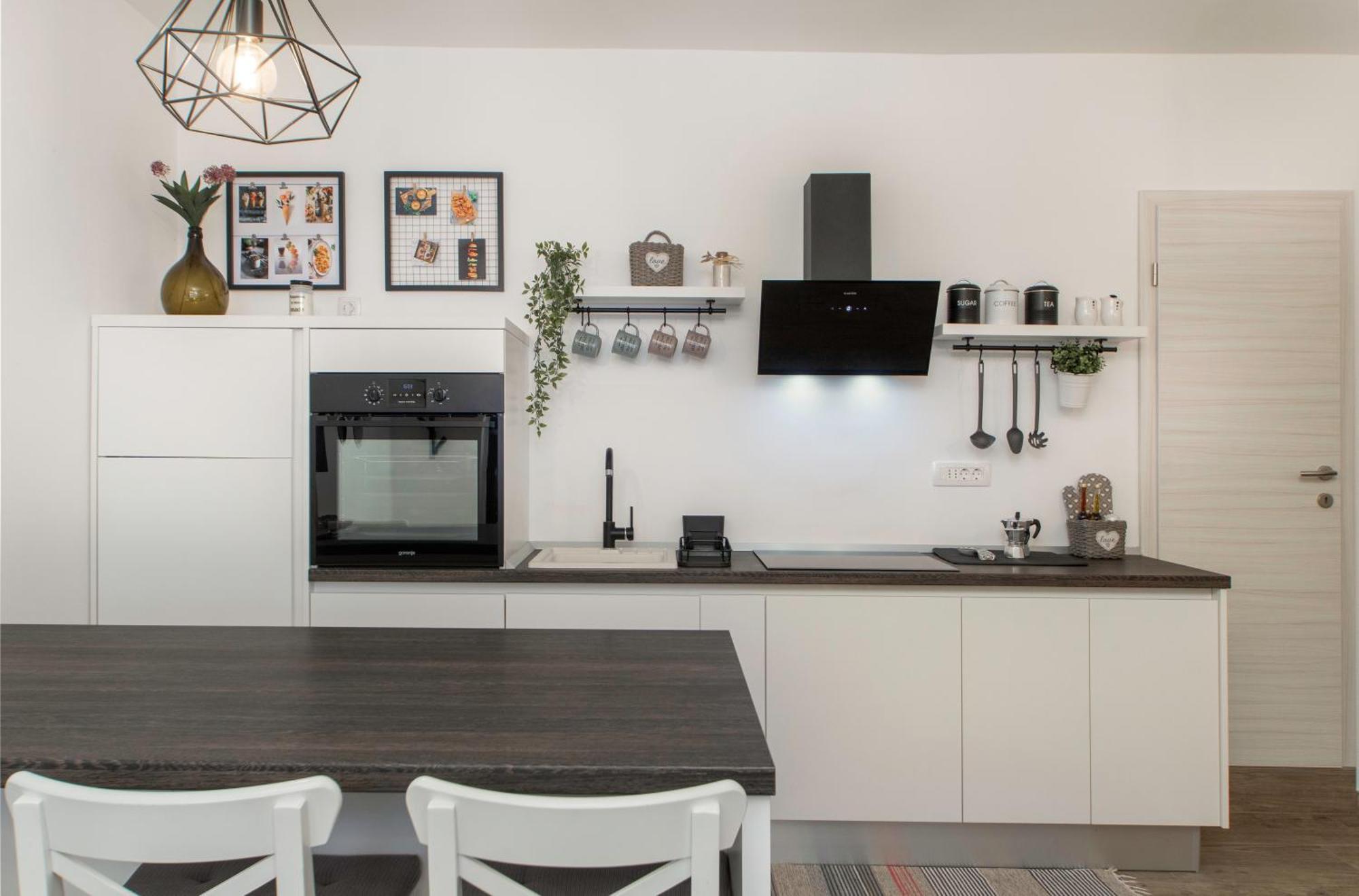 Apartment Vinotoc Izola Buitenkant foto
