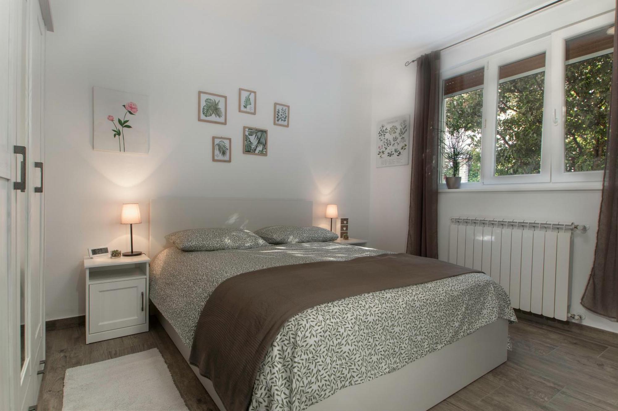Apartment Vinotoc Izola Buitenkant foto