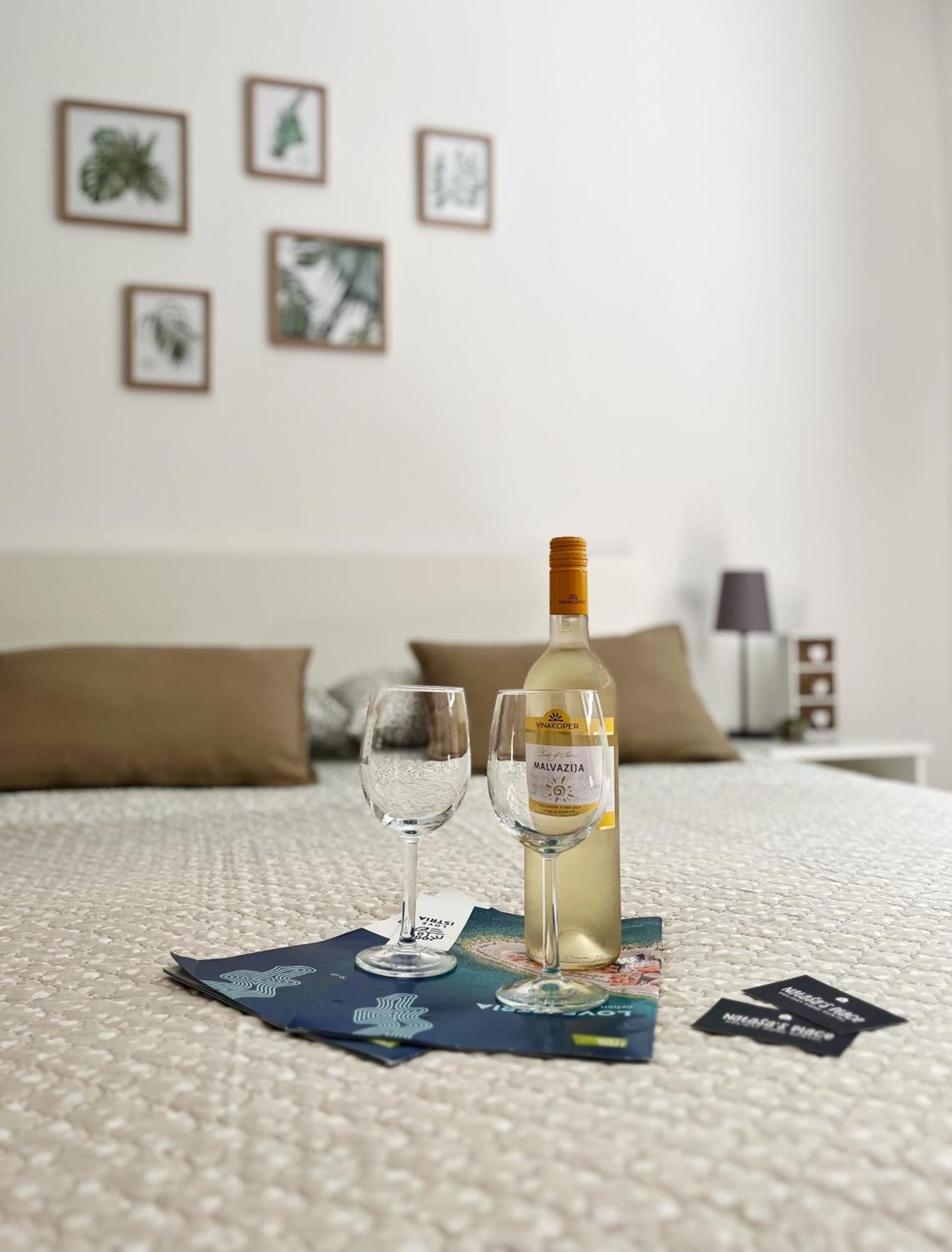 Apartment Vinotoc Izola Buitenkant foto